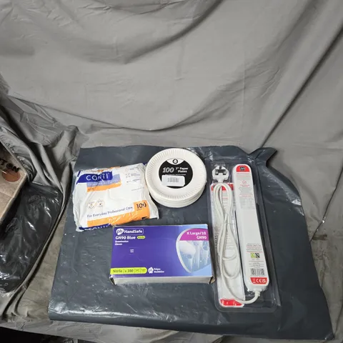 APPROXIMATELY 15 ASSORTED HOUSEHOLD PRODUCTS TO INCLUDE PAPER PLATES, EXTENSION CORD, LATEX GLOVES MULTIPACK, CLEANSING DRY WIPES ETC 