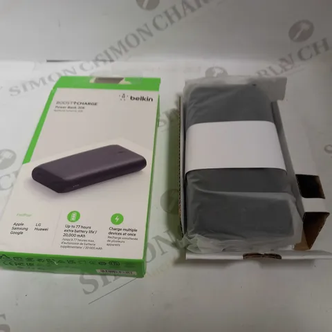BELKIN 20,000 MAH POWER BANK WITH DUAL USB PORTS BLACK