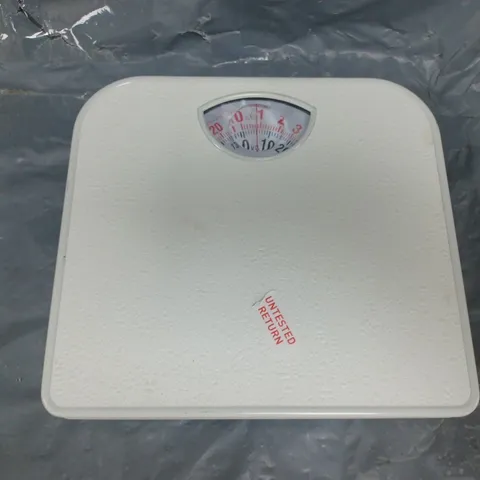 UNBRANDED SCALES IN WHITE