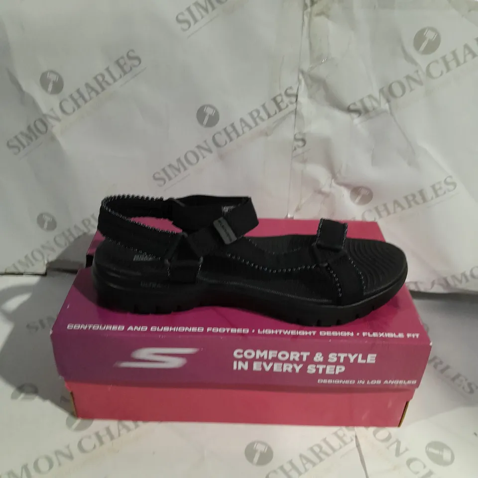 BOXED SKECHERS GO WALK SANDALS SIZE 7 