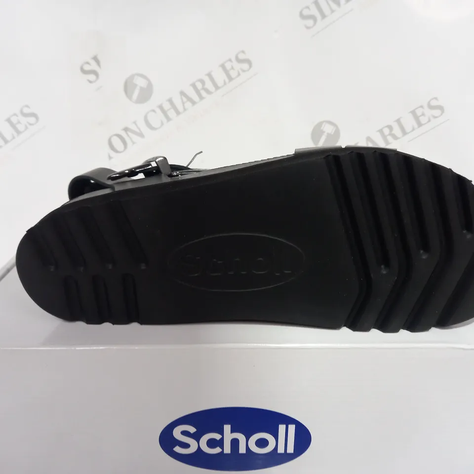 SCHOLL BLACK PLATFORM SANDALS - SIZE 6