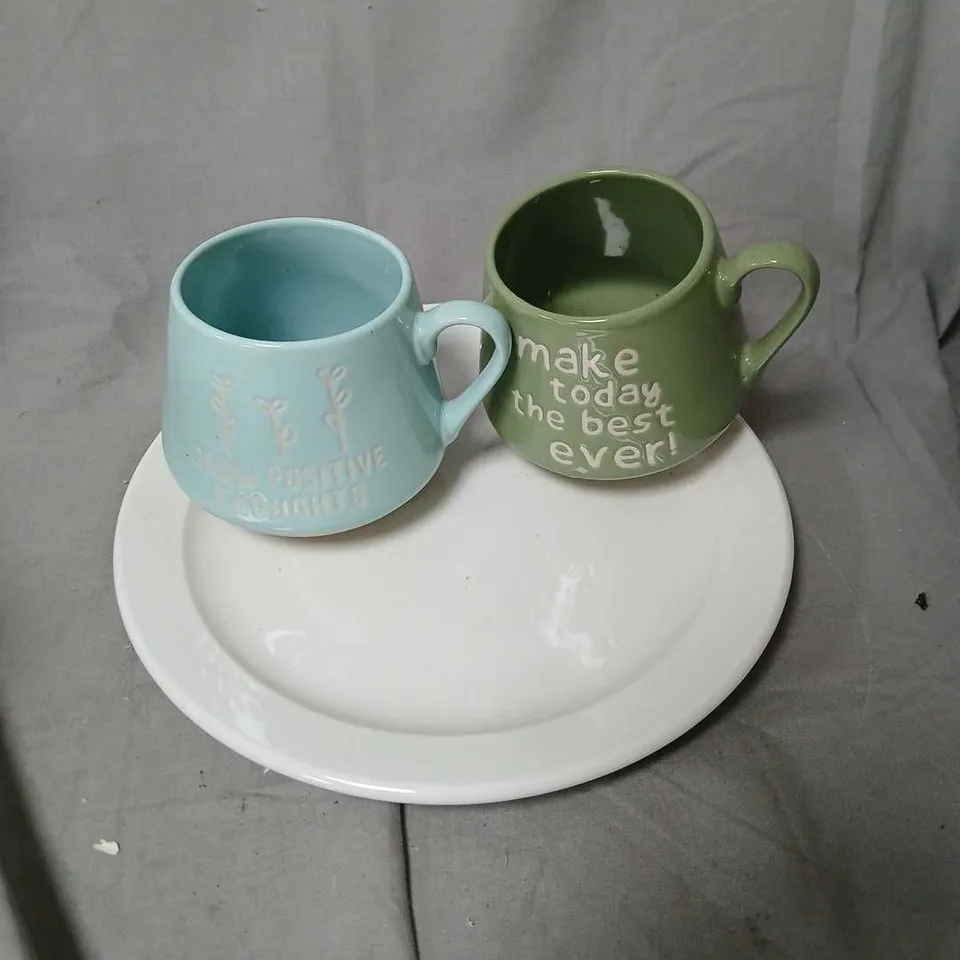 APPROXIMATELY 3 ASSORTED FRAGILE HOUSEHOLD ITEMS TO INCLUDE PLATE SET, MUGS, ETC - COLLECTION ONLY