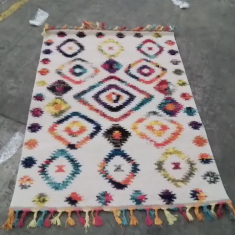 QUALITY DESIGNER AREA RUG - APPROXIMATELY 170X120CM