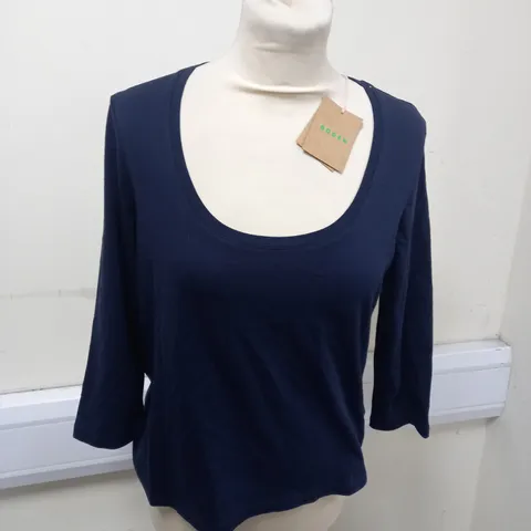 BODEN CASUAL T-SHIRT SIZE 10