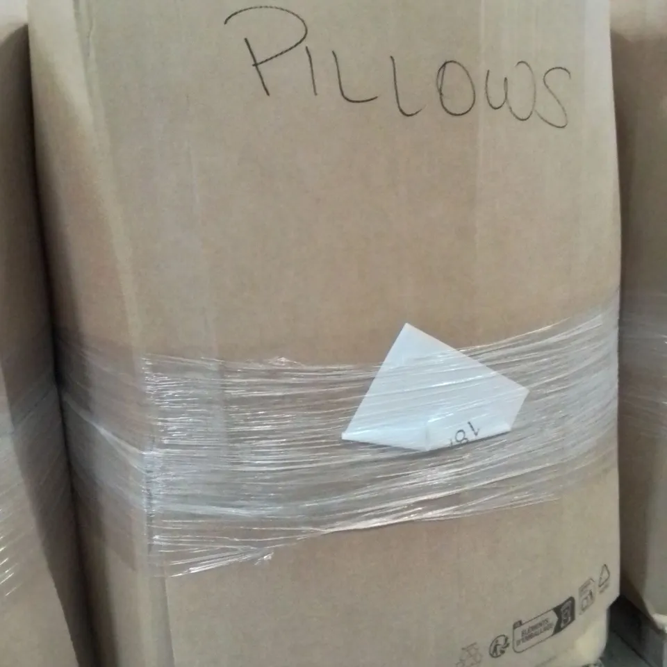 PALLET TO CONTAIN A LARGE QUANTITY OF PILLOWS