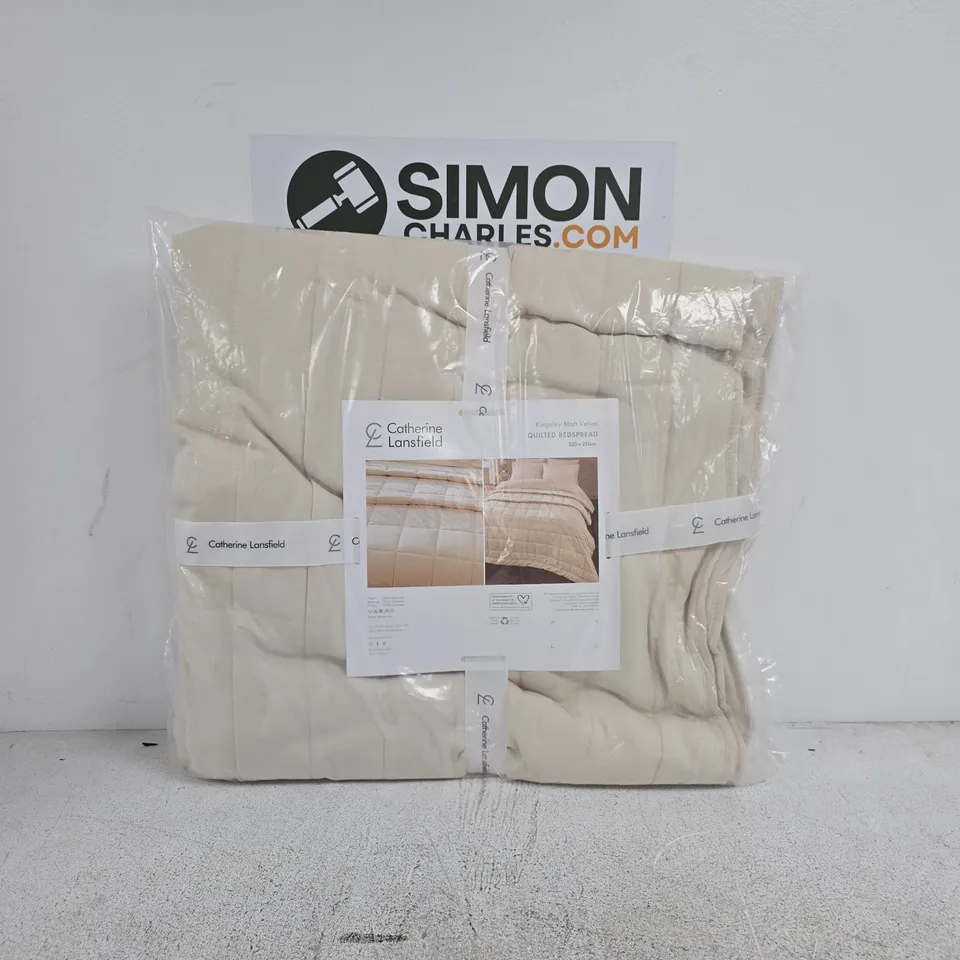 CATHERINE LANSFIELD KINGSLEY MATT VELVET BEDSPREAD THROW CREAM 220 X 220CM