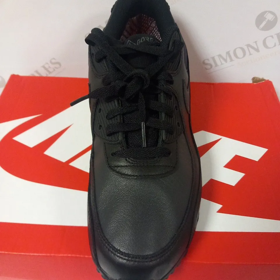 BOXED NIKE AIR MAX 90 GTX SIZE 8