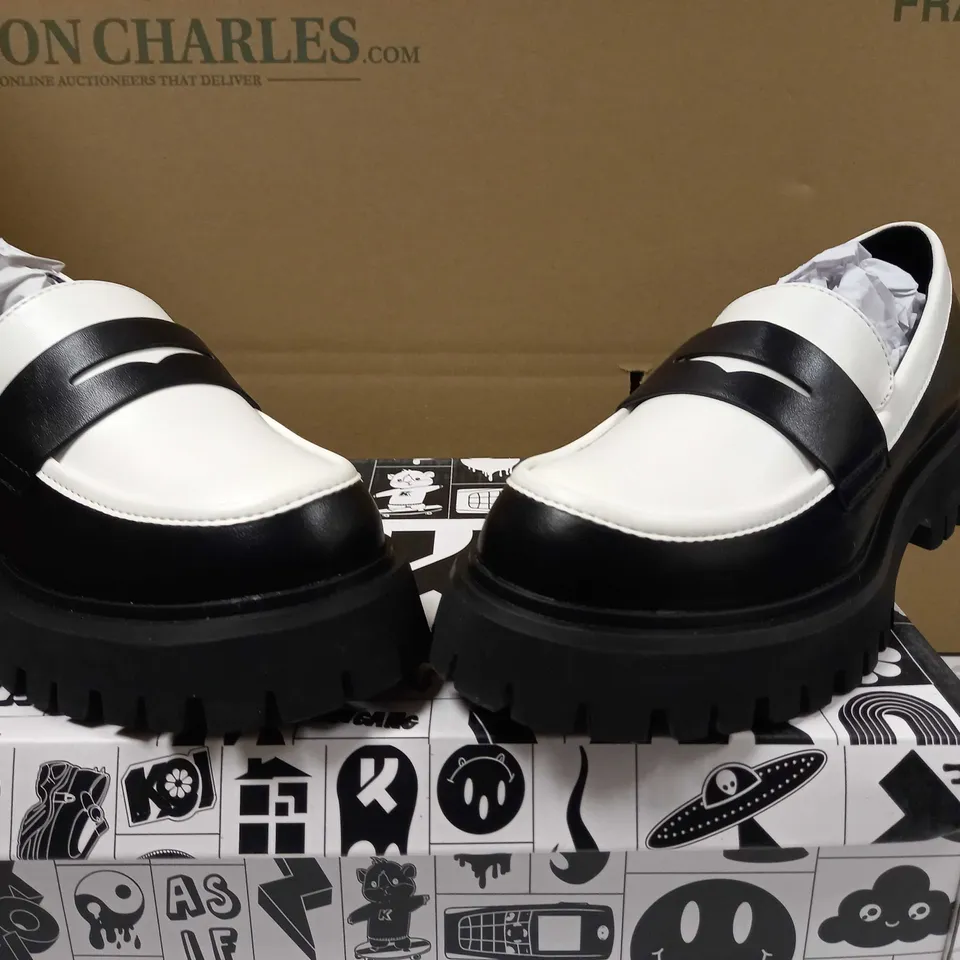 KOI WILLOW MONOCHROME LOAFERS - SIZE 6