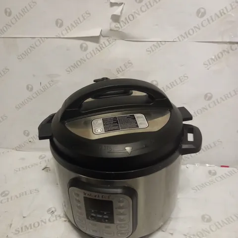 INSTANT POT DUO PRESSURE COOKER