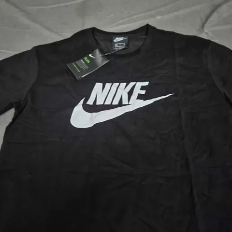 NIKE BLACK T-SHIRT WITH WHITE SWOOSH LOGO SIZE XL