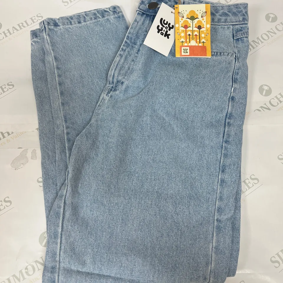 LUCY&YAK ORGANIC DENIK DANA JEANS IN LIGHTWASH BLUE SIZE 28R