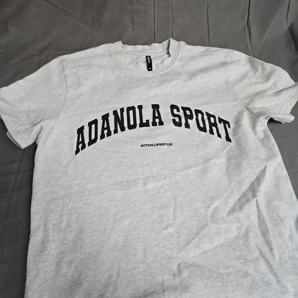 ADANOLA SPORTS TEE SIZE XS