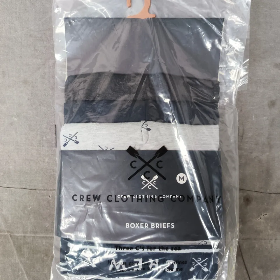 BAGGED CREW CLOTHING COMPANY 3-PACK BOXER BRIEFS IN GREY/NAVY/CHARCOAL SIZE MEDIUM
