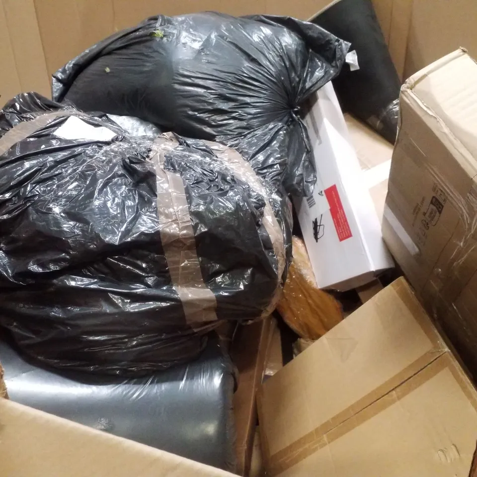 PALLET CONTAINING ASSORTED PRODUCTS INCLUDING SCOOTER, DARTBOARD SYSTEM, PULL UP BAR, CEILING FAN LIGHT & CLOTHES DRYING RACK