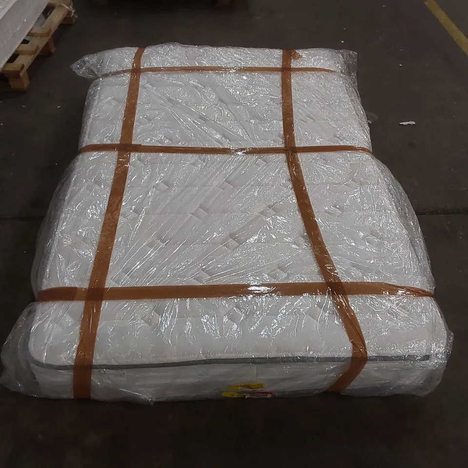 QUALITY BAGGED NOVILLA 25CM ORTHO MEMORY FOAM POCKET SPRUNG MATTRESS - 4FT SMALL DOUBLE