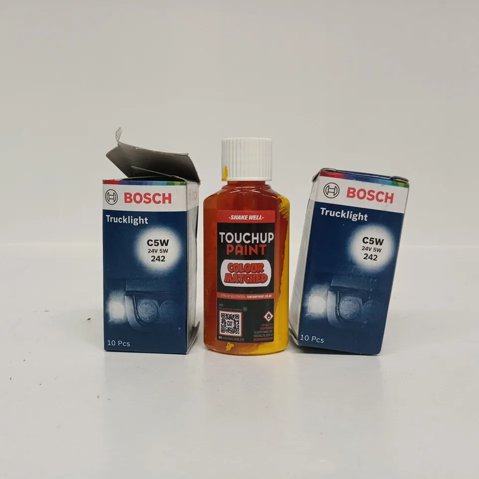 APPROXIMATELY 10 ASSORTED HOUSEHOLD ITEMS TO INCLUDE TRUCKLIGHT, TOUCH UP PAINT, ETC