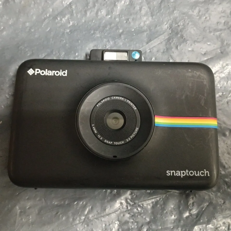 POLAROID SNAPTOUCH CAMERA