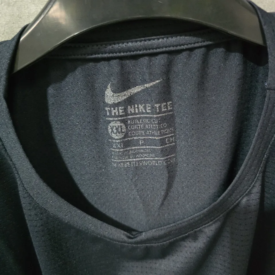 NIKE TEE – BLACK/DARK NAVY MEN'S SHORT-SLEEVE T-SHIRT, XXL