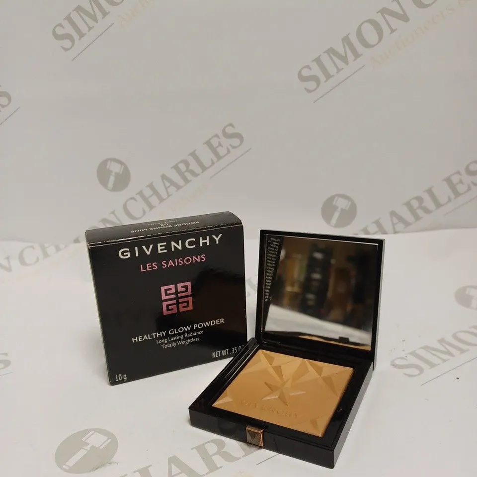APPROXIMATELY 12 X GIVENCHY LES SAISONS HEALTHY GLOW POWDER #03 AMBRE SAISON 