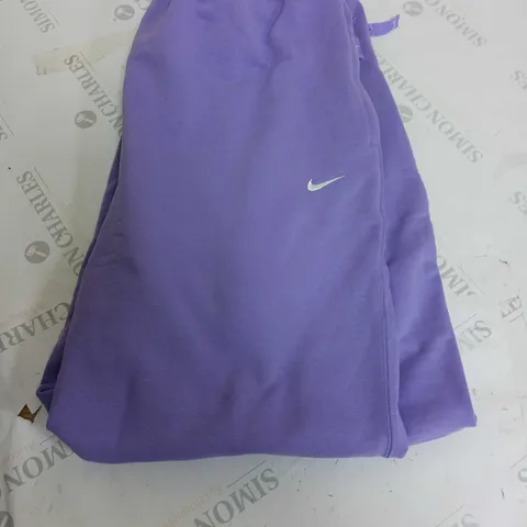 NIKE LOOSE FIT STRAIGHT LEG REGUALR LENGTH - XL