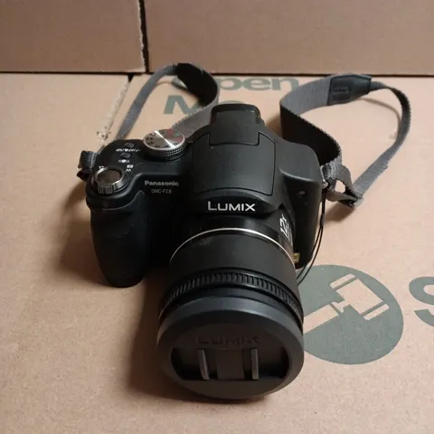 PANASONIC LUMIX DMC-FZ8 DIGITAL CAMERA WITH LENS