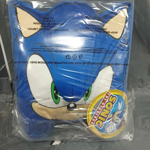 SONIC SHAPED CUSHION