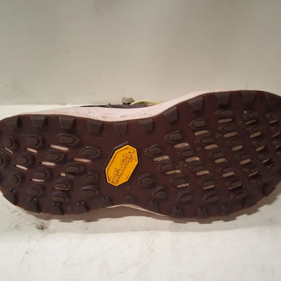 NEW BALANCE HIERRO TRAIL RUNNING SHOES – UK 6.5 (US 8.5, EU 40) BROWN/PURPLE
