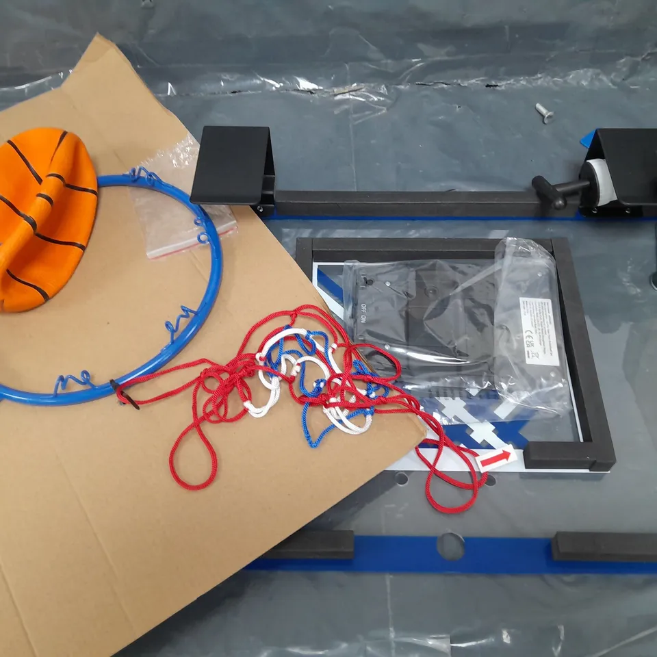 HY-PRO SLAM TIME INDOOR BASKETBALL SET RRP £49.99