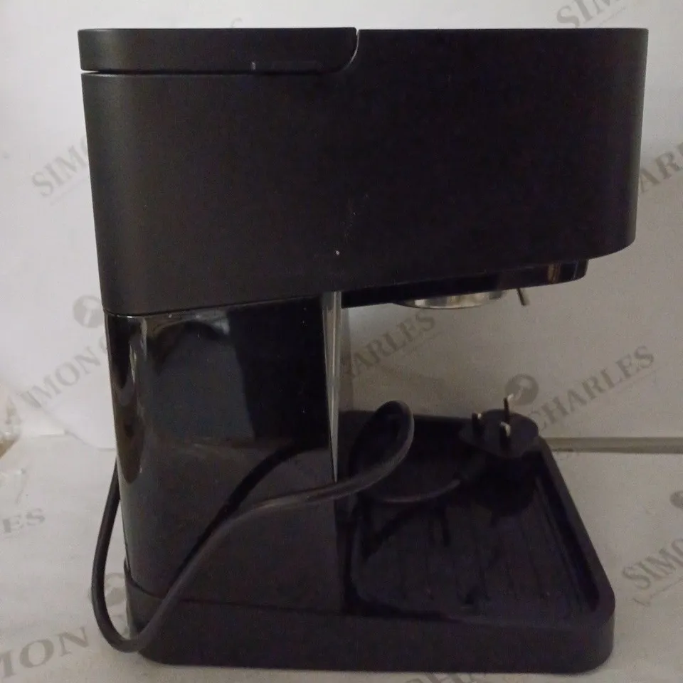 DE'LONGHI STILOSA EC230.BK TRADITIONAL BARISTA PUMP ESPRESSO MACHINE