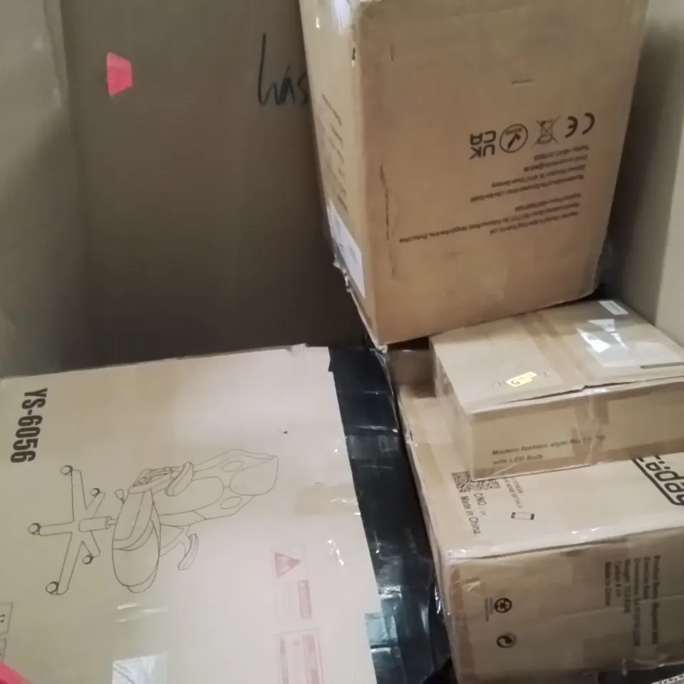 PALLET CONTAINING VARIOUS ASSORTED BOXED HOUSEHOLD ITEMS TO INCLUDE: CANON PRINTER, 4 SLICE TOASTER,  AUTOMATIC SELF CLEANING CAT LITTER BOX, OFFICE CHAIR AND LOTS MORE UNMARKED BOXED ITEMS 