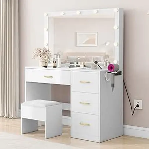 BOXED W DRESSING TABLE WITH MIRROR 