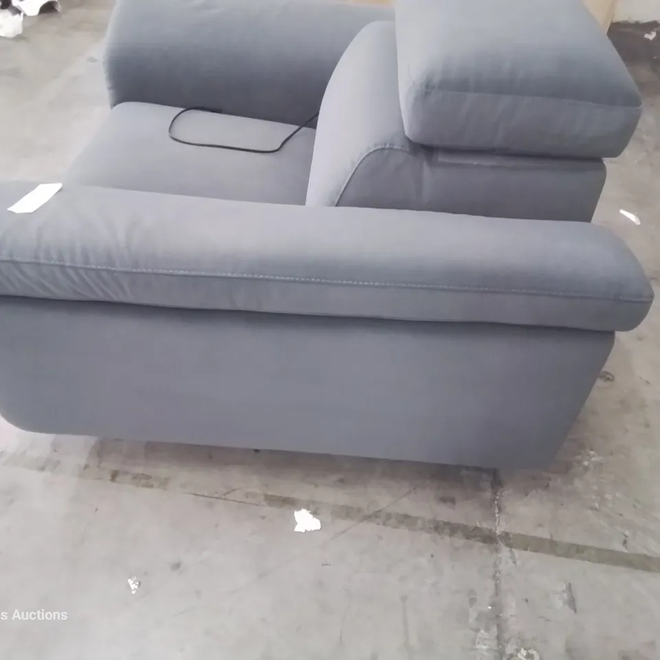 QUALITY ITALIAN DESIGNER & MANUFACTURED POWER RECLINING EASY CHAIR WITH ADJUSTABLE HEADRESTS GREY FABRIC 