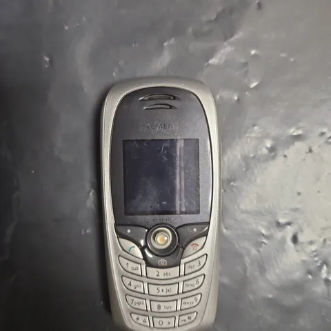 SIEMENS VODAFONE MOBILE PHONE – CANDYBAR KEYPAD 