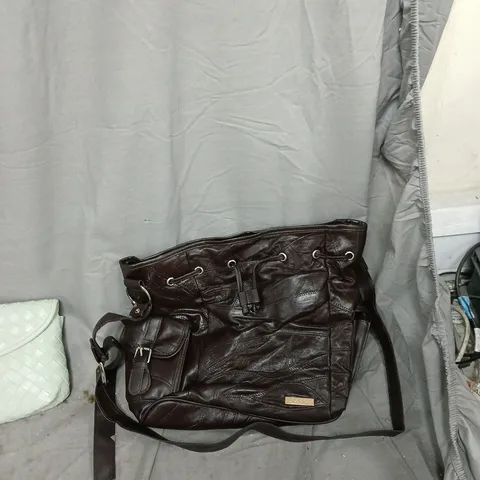 BOX OF APPROXIMATELY 12 ITEMS TO INCLUDE: TWO HANDBAGS