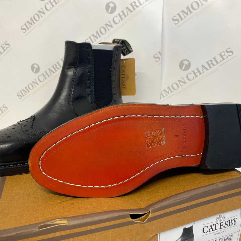 BOXED PAIR OF CATESBY BLACK BOOTS SIZE 8
