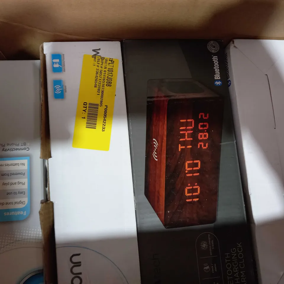 BOX OF APPROXIMATELY 5 ASSORTED HOUSEHOLD ITEMS TO INCLUDE ASDA TECH TRUE WIRELESS EARBUDS, ONN TRUE WIRELESS EARBUDS, JVC DEEPBASS WIRELESS HEADPHONES, ETC