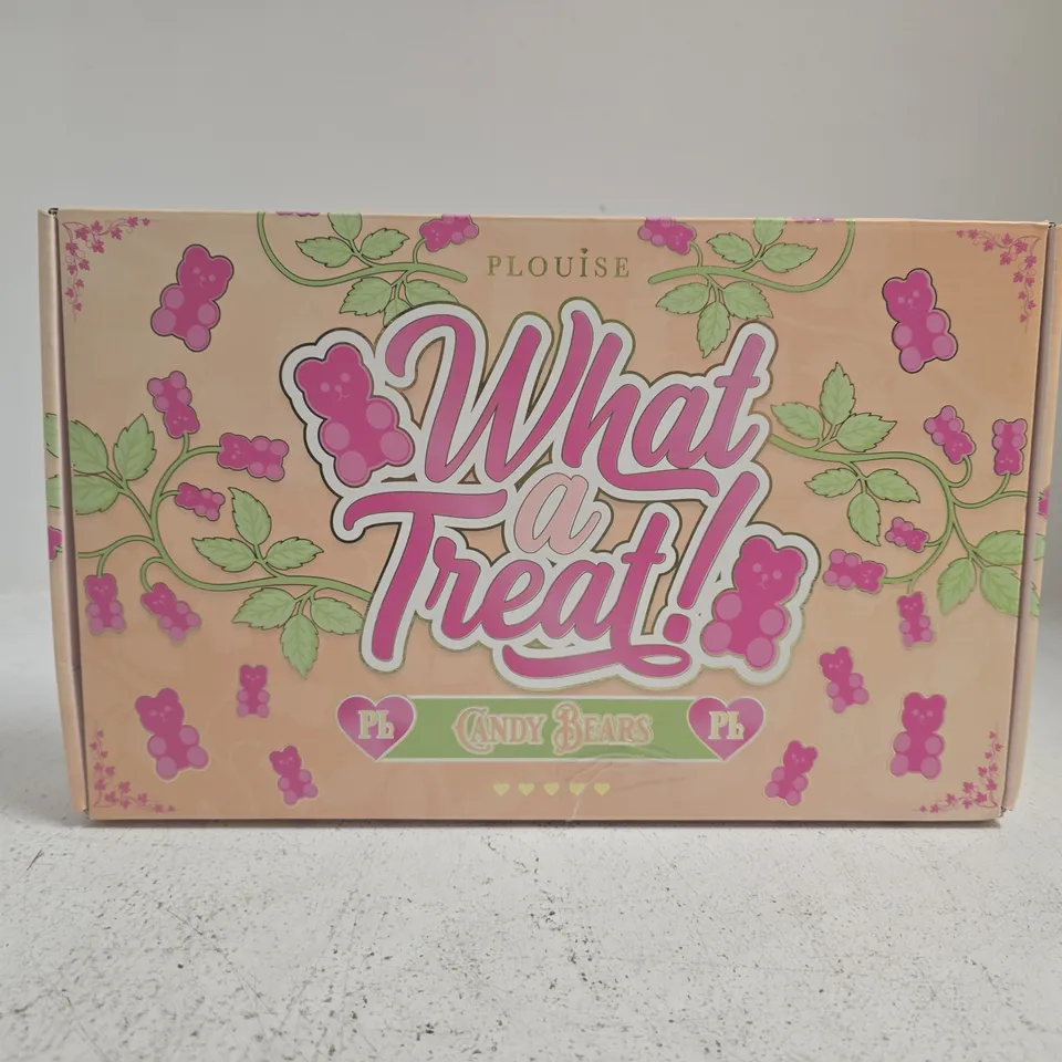 P.LOUISE WHAT A TREAT CANDY BEARS MYSTERY COSMETIC GIFT SET