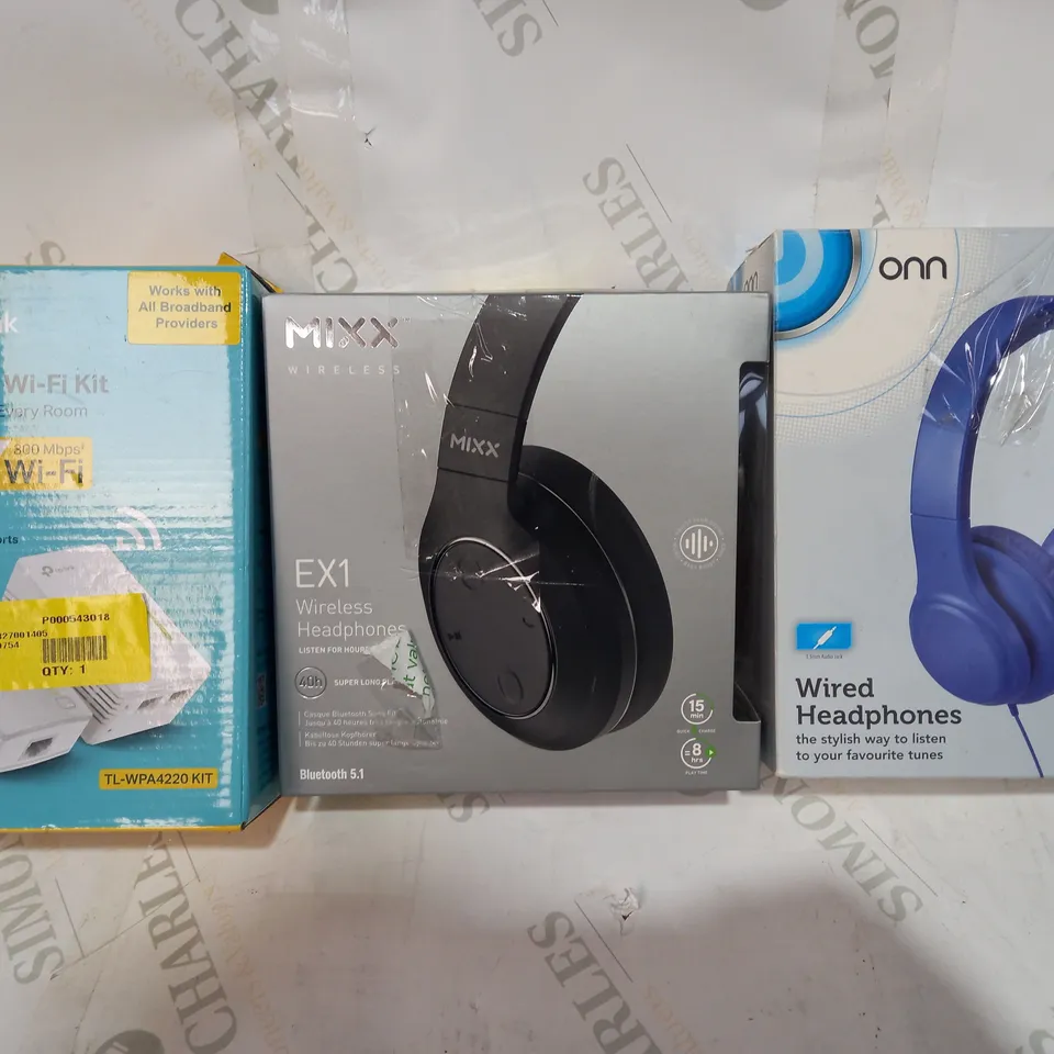BOX OF APPROXIMATELY 20 ASSORTED HOUSEHOLD ITEMS TO INCLUDE TP-LINK POWERLINE WI-FI KIT, MIXX EX1 WIRELESS HEADPHONES, ONN WIRED HEADPHONES, ETC