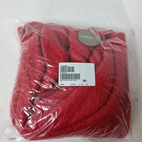 BAGGED APRICOT SEQUIN IRIDESCENT CABLE JUMPER IN RED - SIZE 18