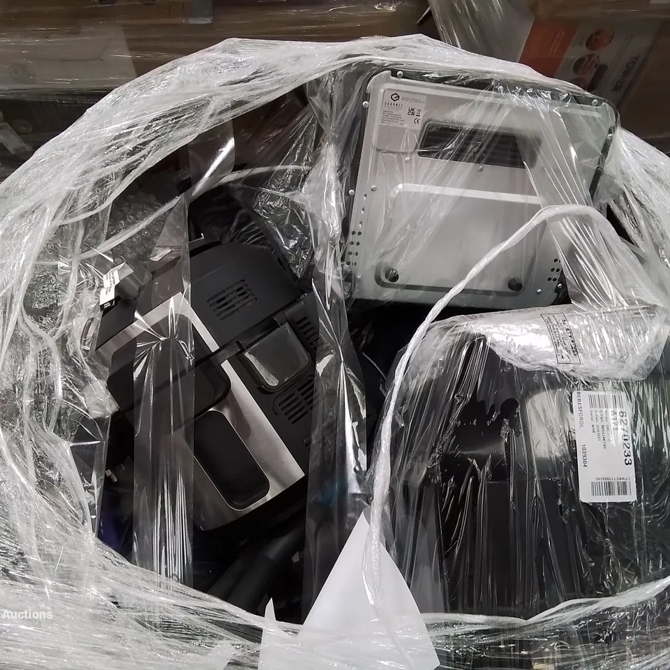 PALLET OF APPROXIMATELY 22 UNPROCESSED RAW RETURN HOUSEHOLD AND ELECTRICAL GOODS TO INCLUDE;