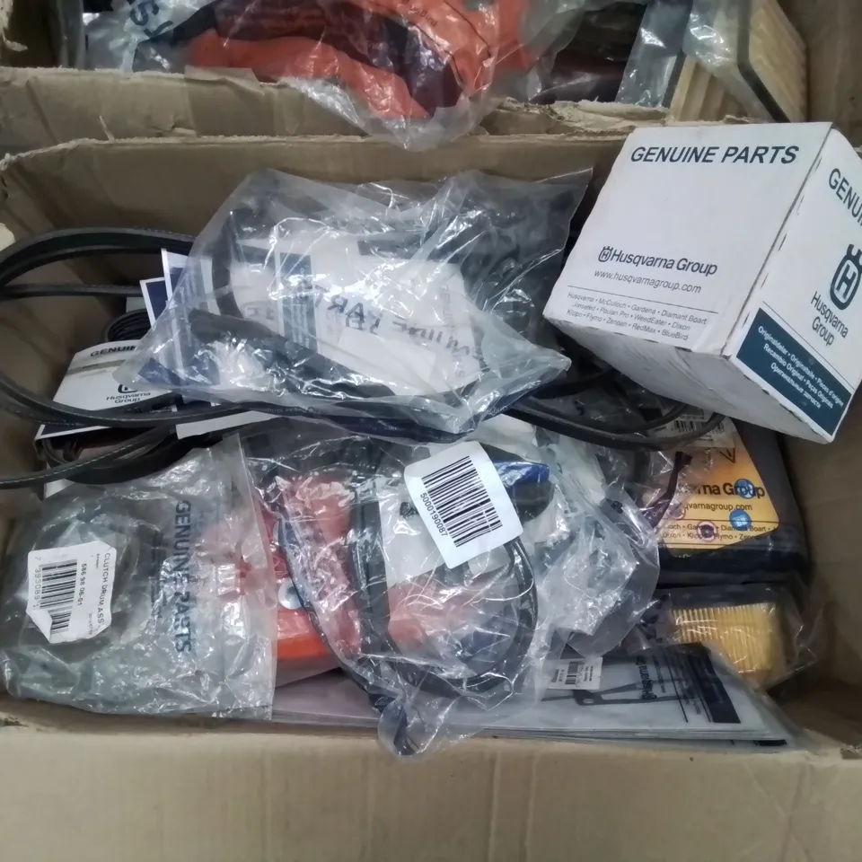 MIXED PALLET OF GENUINE HUSQVARNA PARTS AND ACCESSORIES ETC.