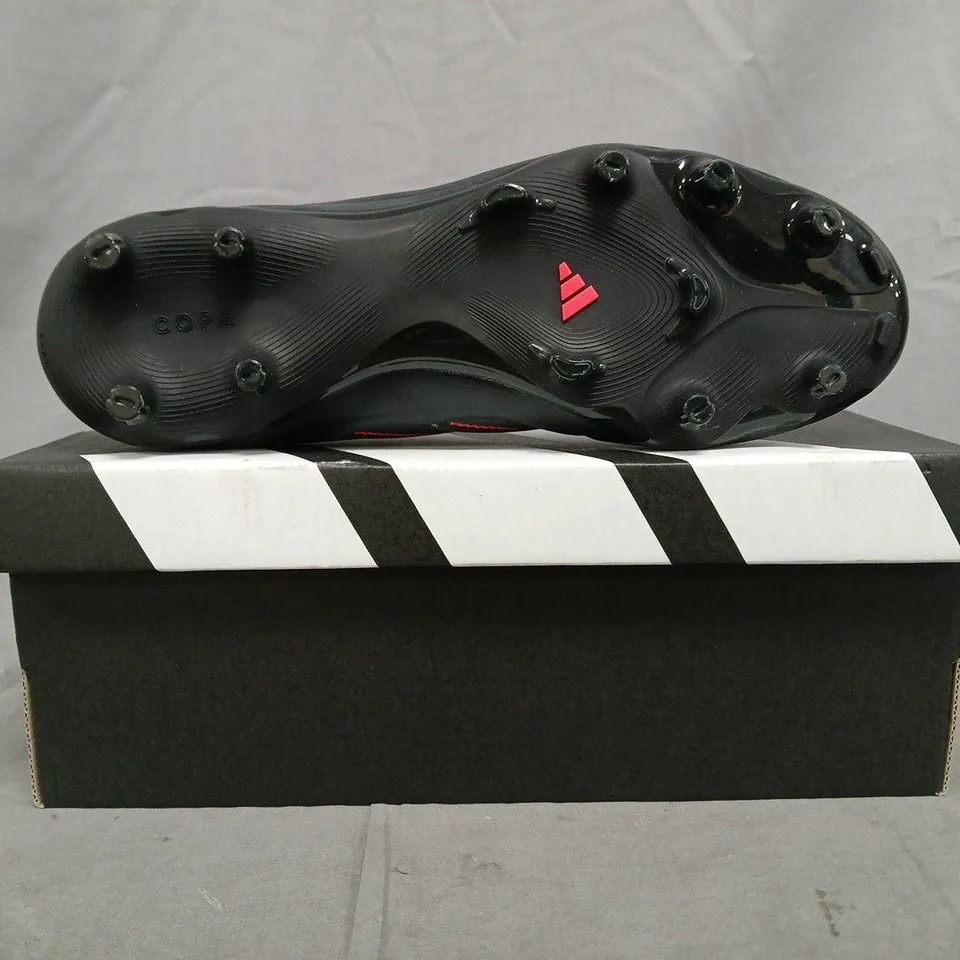 BOXED PAIR OF ADIDAS COPA PURE III LEAGUE FOOTBALL BOOTS IN BLACK/RED SIZE UK 6