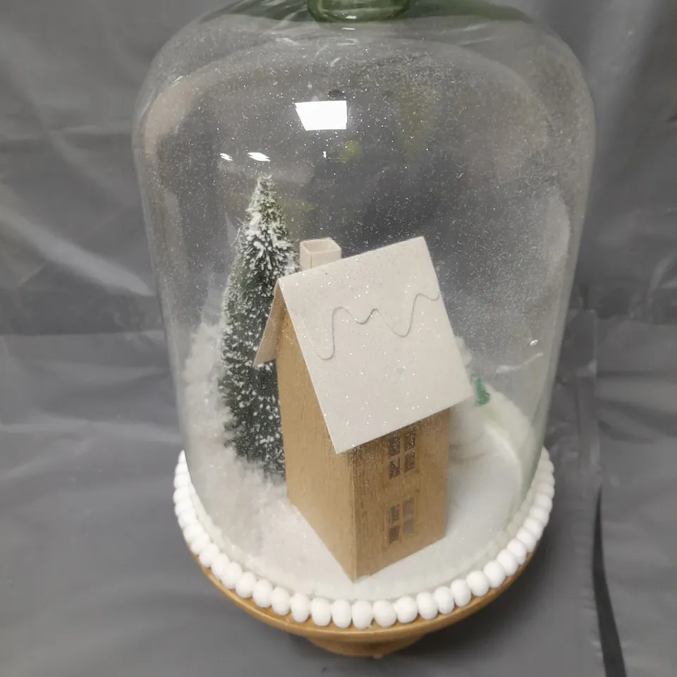 WINTER SCENE CLOCHE - COLLECTION ONLY  RRP £35