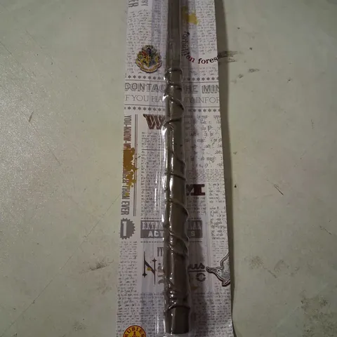 FOUR HARRY POTTER HERMIONE GRANGER WAND – WIZARDING WORLD (RUBIES LICENSED)