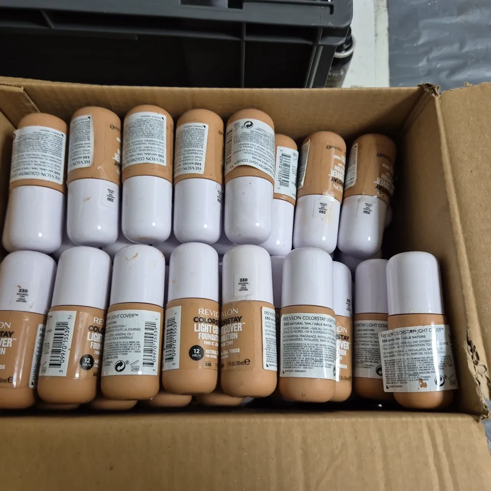LOT OF APPROXIMATELY 55 REVLON COLOURSTAY LIGHT COVER 30ML FOUNDATIONS - 330 NATURAL TAN
