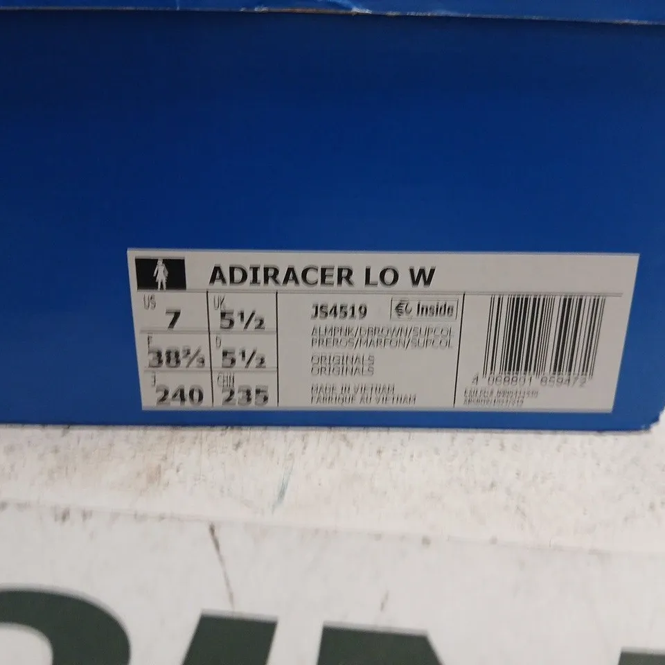 BOXED PAIR OF ADIDAS ADIRACER LOW W WOMEN'S TRAINERS – PINK NUBUCK, UK 5.5
