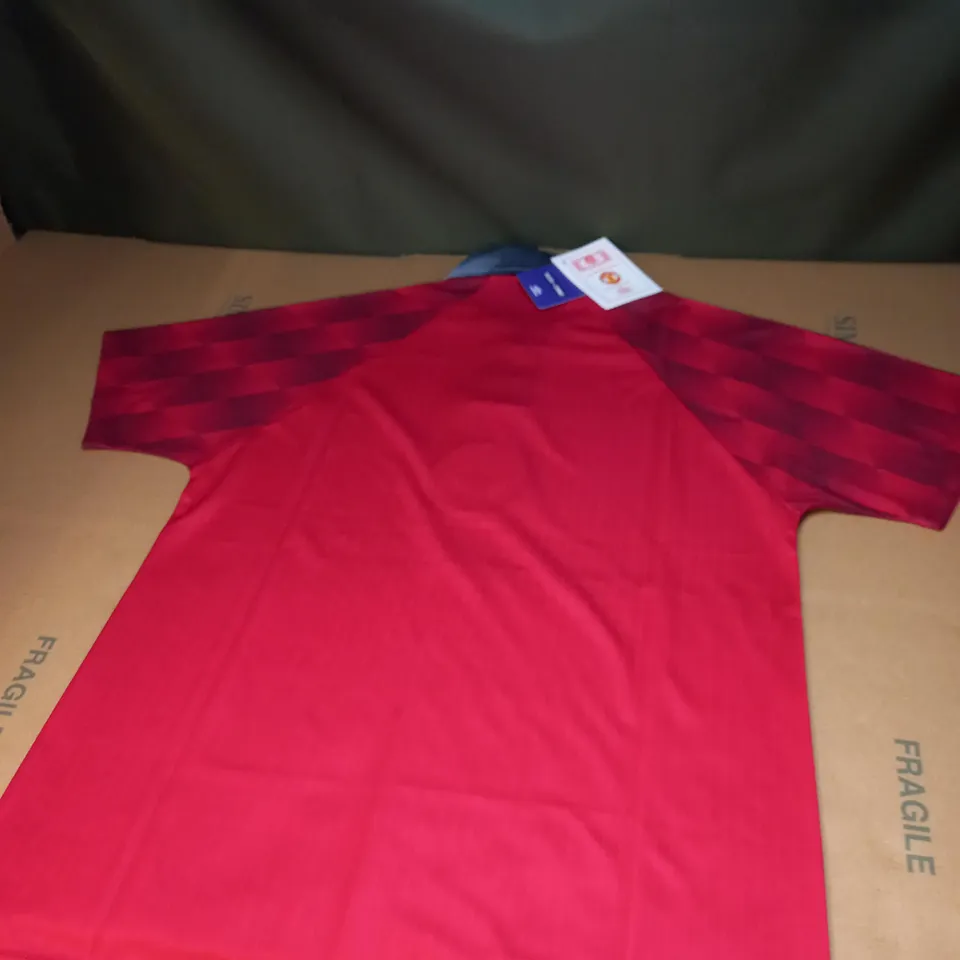 MENS RETRO MANCHESTER UNITED FC HOME JERSEY SIZE L