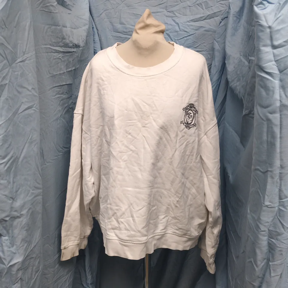 4TH & RECKLESS WHITE SWEATSHIRT WITH MONTE CARLO MONACO HOTEL & SPA BACK PRINT SIZE L