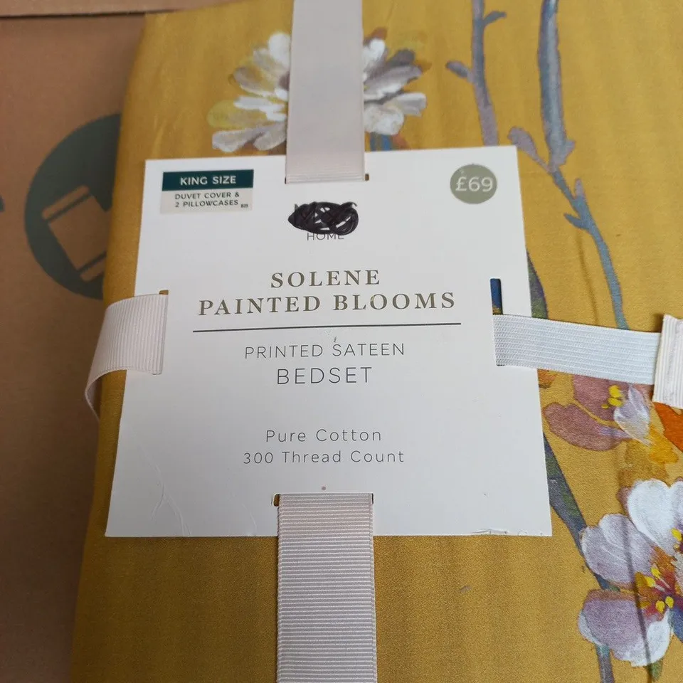 SOLENE PAINTED BLOOMS DUVET COVER SET – KING SIZE