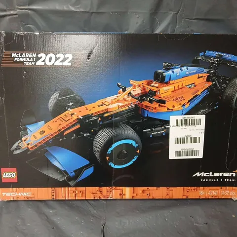 BOXED LEGO TECHNIC MCLAREN FORMULA 1 RACE CAR 2022 (42141)